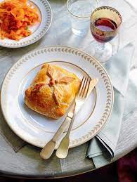 Divvy the booze among 8 little cordial or shot glasses. Beef Wellington Beef Wellington British Dishes Beef Wellington Recipe