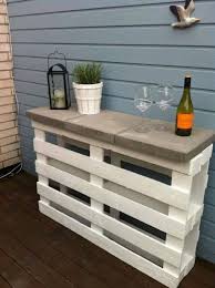 40 Creative Pallet Furniture Diy Ideas And Projects Diy Garden Furniture Diy Outdoor Bar Diy Patio