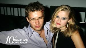  Ryan Phillippe Was Reese Witherspoon S 21st Birthday Gift 10 Things You Don T Know E Youtube