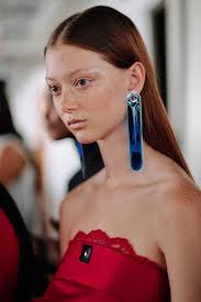 How to use the KonMari method to organise your emotional clutter