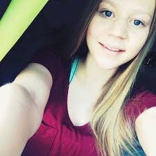 Brenna Barnett's Instagram, Twitter & Facebook