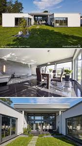 Fertighaus Bungalow Modern Mit Flachdach Im Bauhausstil Bauen Haus Grundriss U Form Haus Fertighaus Bungalow Bungalow Haus Design