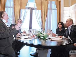 Depardieu also likely has few objections to putin's human rights record, as he has also appeared at the birthday of chechen strongman ramzan kadyrov and has agreed to star in a movie written by. Depardieu Holt Sich Pass Bei Putin Ab News Orf At