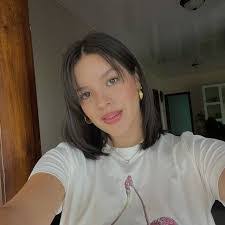 Belen Salas's Instagram, Twitter & Facebook