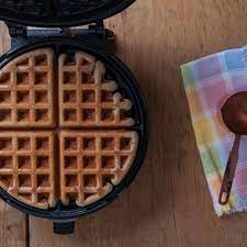 Add to dry ingredients and mix well. The 8 Best Waffle Makers Of 2021