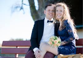 Glückmomente für zwei verschenken romantische dinner übernachtung wellness für 2 pers. Hochzeit Zu Zweit Elopement Im Winter Juliane Vatter