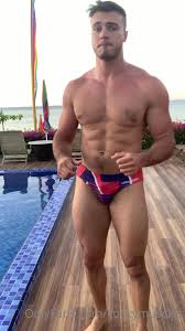 Muscle Master On Speedo - ThisVid.com
