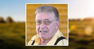 Jennifer Bullen's Instagram, Twitter & Facebook