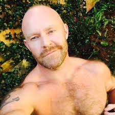 Jeffrey Roberson's Instagram, Twitter & Facebook