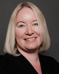 Stephanie Maxfield's Instagram, Twitter & Facebook