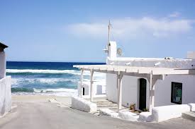 An Idyllic White Home In The Village Of Las Negras Cabo De Gata Almeria Almeria Cabo De Gata Almeria Lugares De Espana