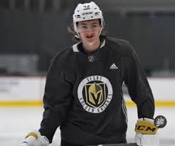 Fanatics breakaway jersey jersey das nhl vegas golden knights ist das offizielle heimtrikot der eishockeymannschaft aus der stadt des hasards. Mit Viel Liebe Zum Pass Spielmacher Taro Jentzsch Traumt Von Der Nhl Ep Rinkside De