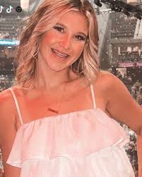 Carter Crews's Instagram, Twitter & Facebook