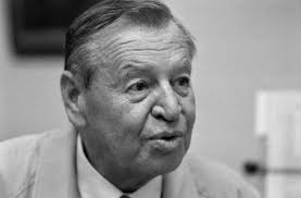 Spielkreis Götzis Gründer Josef Stark mit Schauspielersohn Eugen Stark zu  Besuch bei den VN auf volare, dem Vorarlberger Landesrepositorium