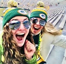 Douglas Loftus's Instagram, Twitter & Facebook