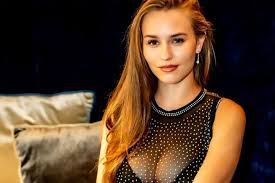 So sah laura müller früher aus: Laura Muller Im Arm Eines Anderen Was Sagt Michael Wendler Brigitte De