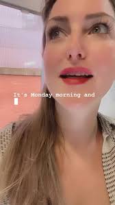 Kayleigh Sarah McGuinness (@kayleighmcguinnessartist) • Instagram photos  and videos