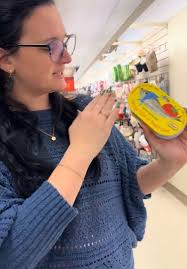 Shopping in Marshals be like… #funny #momanddaughter #shopping #marshals  #strangefinds