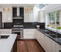 Bathroom Countertop Armoires De Cuisine En Chene Cuisine Moderne Decoration Interieure Cuisine