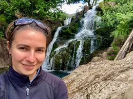 Now THAT's an infinity pool 😍 The Tjaetaba Falls plunge pool can be found  at the end of the Greenant Creek Walk in Litchfield National Park 👉  https://ow.ly/kACs50PLRA1 📸: 75 Vibes in