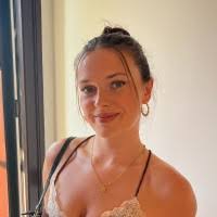 90+ "Elizabeth Upton" profiles