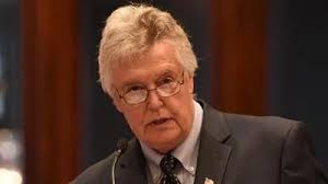 Jason Bevard earns $140,900 working for the Illinois State Police during  2019