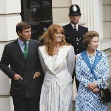 For the august 2021 issue of town & country, fergie is. Sarah Ferguson Fur Queen Elizabeth Wird Sie Zur Wichtigen Trauerbegleitung Gala De