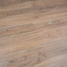 Faus Macchiato Is A Stunning Natural Wood Look Laminate Flooring With Many Highlights Lowlights An Durable Flooring Wood Floors Wide Plank Laminate Flooring