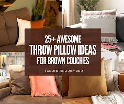 Modern accent pillows dress up the sofa, chair and bed. What Color Throw Pillows Go Best With A Brown Couch 25 Stylish Ideas