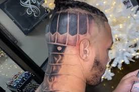 The hero perseus beheaded medusa and later used her head as a weapon. Video Kevin Lee Finishes Skull Tattoo Advises Ea To Change Ufc 4 Character Mma Fighting