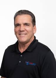 Michael Paquet's Instagram, Twitter & Facebook