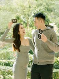 蔡嘉欣情人节宣布陀B大晒超声波照过了孕期一半身材依然纤瘦