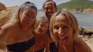 La familia más viajera de la televisión visita Ibiza y Formentera