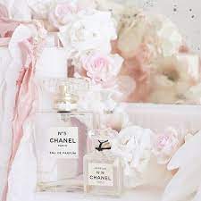 No5 Light Pink Chanel Pink Chanel Chanel Perfume Pink During chanel's affair with the duke of westminster in the 1930s, her style began to reflect her personal emotions. pinterest