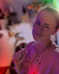 🤩Nothing like an epic healing session with the ever so talented energy  worker and tribe seeeester @feenyxbilawa 🍄🌈🫶🏻 I gained my “wings” back  #love