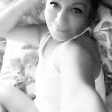 Don't date broke. Don't date while you're hurting. Don't date stuck in the  past. Don't date selfishly. Don't date not knowing how to communicate.  Don't date because you're bored. Don't date because