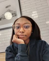 First of all, I'm a 70s babe in my soul (no one can convince me otherwise).  Very iconic. Very classy, Very demure! Second of all.... Thank you Jesus  for every time that