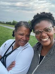 Regina Britt's Instagram, Twitter & Facebook