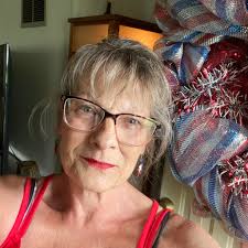 Why is my sourdough starter not growing after feeding?