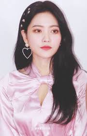 The episode will reportedly tell the story of an old man whose consciousness is put into the body of a younger man in his 20s after an mri machine malfunction. Pin By Min Doolky On Red Velvet Red Velvet Velvet Red Velvet Irene