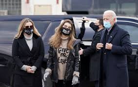 Joe biden confusedly said, i am finnegan biden's grandmom, during a campaign stop in philadelphia, pa on 11/1/20. Biden Confuses Two Granddaughters Then Introduces One Of Them As Dead Son Beau Mirror Online