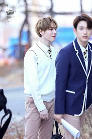 12.10.2021 · blackpink's lisa and rosé confessed their love for guardian: 180301 Yugyeom Recording For Knowing Bros Cr 200percent S2 Got7 Yugyeom Yugyeom Kim Yugyeom