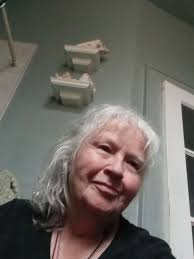 I think I'm officially middle aged as of today 🤪 Another year around the  sun and so incredibly grateful for the year I've had; becoming a mother,  moving into our new home (