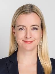 Linda Beringer's Instagram, Twitter & Facebook