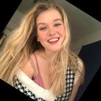 Megan Buck's Instagram, Twitter & Facebook