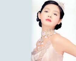 Lâm tâm như (hàng đứng, thứ tư từ phải sang) và hoắc kiến hoa (phải, hàng ngồi) dự tiệc. Tá»« Hy Vien Há»'t 1 72 Triá»‡u Usd Trong NÄƒm 2010 Ttvh Online