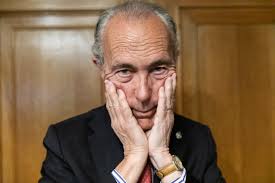 Luis Alberto de Cuenca: "Europa puede descender aún más; es realmente  patético"