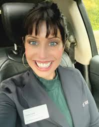 Sarah Calvo's Instagram, Twitter & Facebook