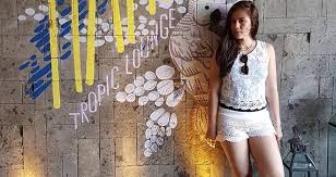 Hasil gambar untuk wulan guritno seksi bikini