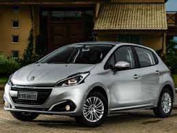 2017 Peugeot 208 Is A Super Mini Car By Peugeot Unveiled At The Geneva Motor Show The First 208 Models Were Three Door Hat Peugeot Mini Cars Geneva Motor Show